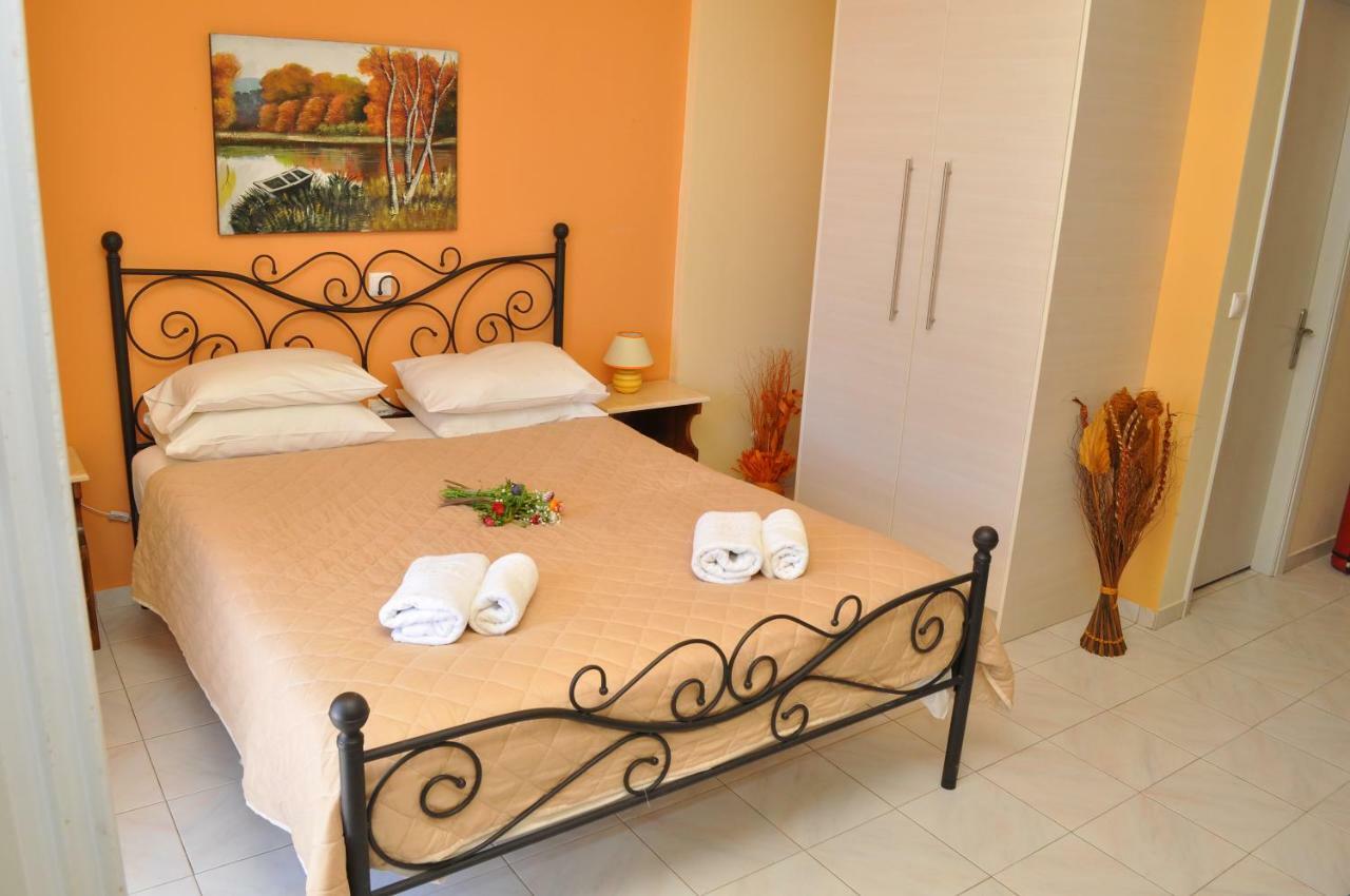 Polymnia Apartments Lassi ลาสซี ภายนอก รูปภาพ
